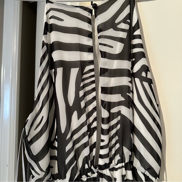 GUESS Black & White High Neck Size L Maxi Dress NWT - Picture 2 of 5